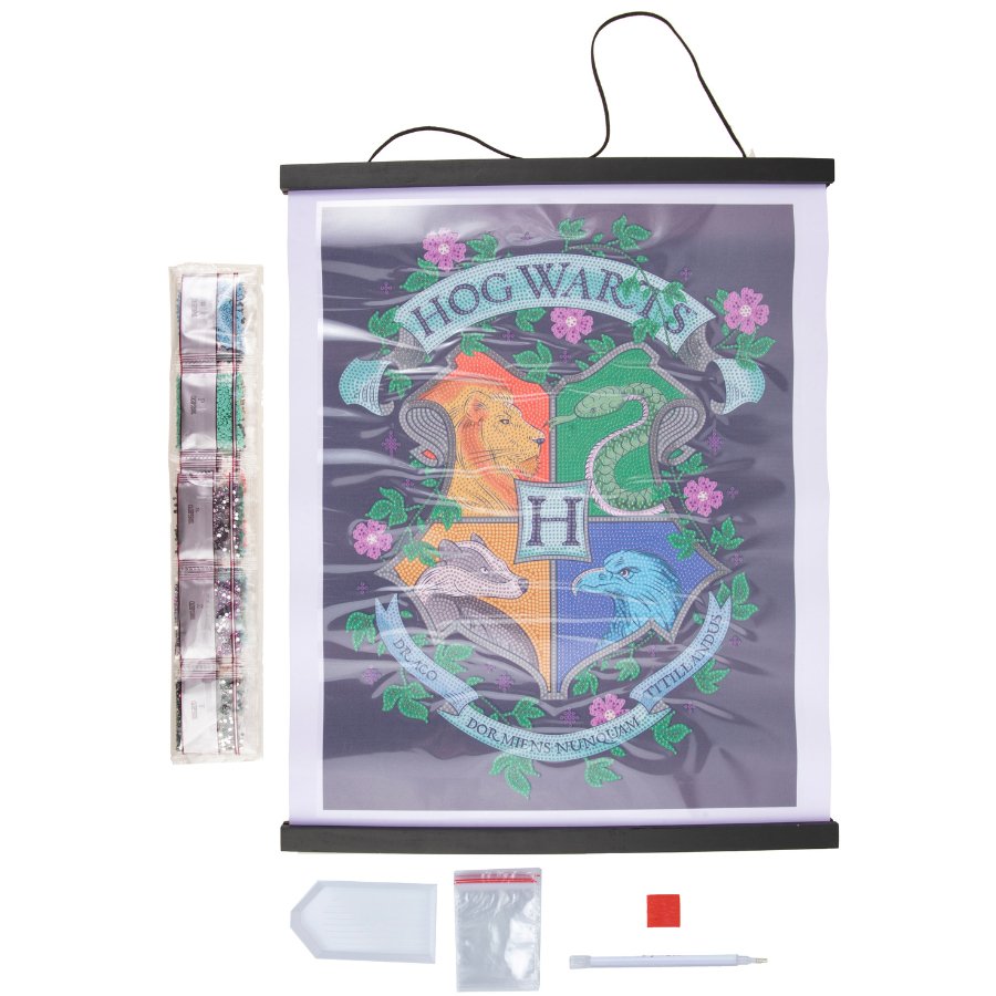 "Hogwarts Crest" Harry Potter Crystal Art Scroll Content