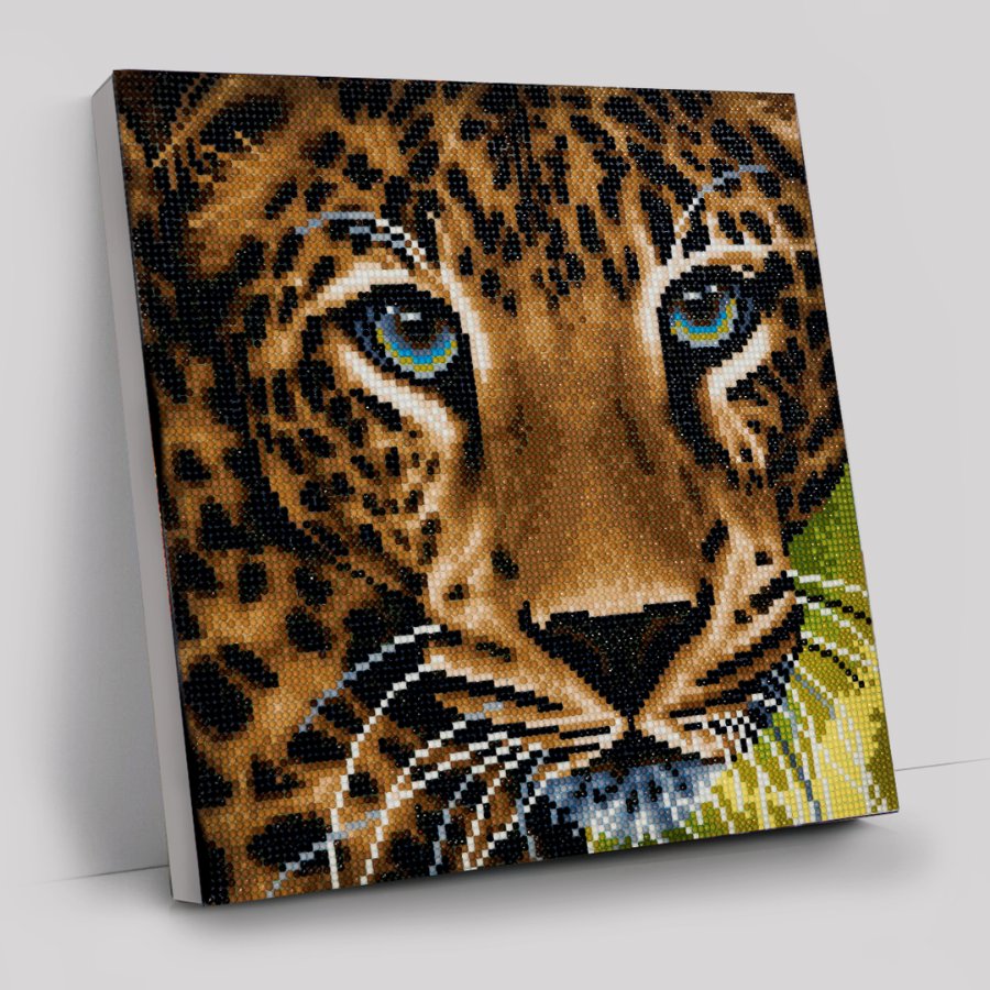 "Leopard" Framed Crystal Art Kit 30x30cm