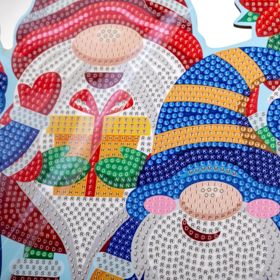 Crystal Art Wooden Hanging Decoration: Gnomes Close Up Incomplete